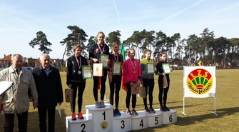 Świetny występ biegaczy z LLKS Osowa Sień