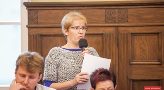 Szkoła dostawała cynk na długo przed ogłoszeniem wyników głosowania? 