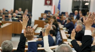 Zmiany proponowane przez PiS w funkcjonowaniu samorządów. Jakie prawa otrzymają mieszkańcy i radni?