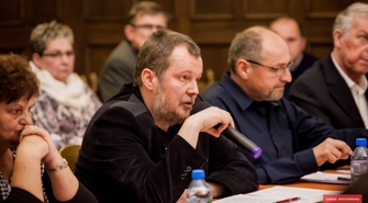 Żerowanie na dorobku stowarzyszenia