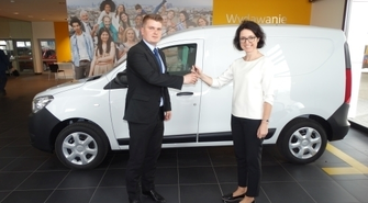 GOSiR we Włoszakowicach z nowym samochodem