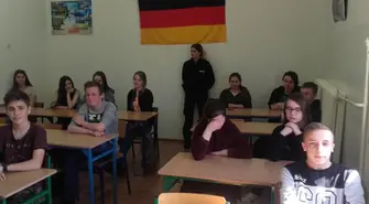 Spotkanie uczniów z policją 