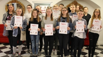 Biblioteka: Rozstrzygnięto konkurs ,,Potyczki językowe"