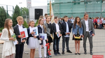 SP1: Zakończyli rok szkolny, chcą wrócić do nowej, całkowicie wyremontowanej szkoły