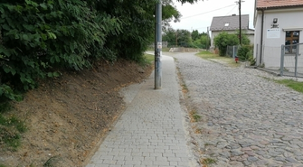 Nowy chodnik w miejscowości Ryczeń 