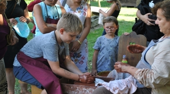 Niedziela w Skansenie - tak dawniej wyglądało życie na polskiej wsi