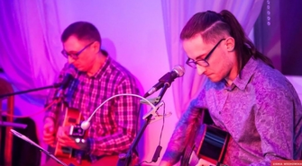 Heniu z przyjaciółmi, czyli niedzielny koncert z cyklu Sławskie Spotkania z Piosenką