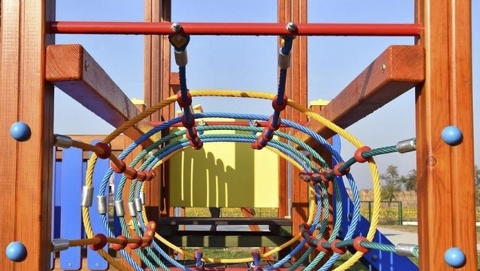 Trzy miejscowości, trzy place zabaw