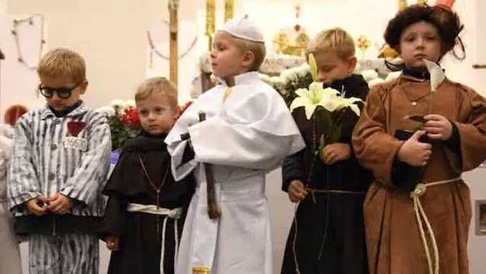 Bal Wszystkich Świętych - "Święty Zwycięża"