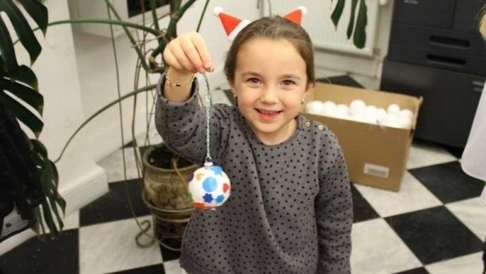 - wspólne robienie ozdób