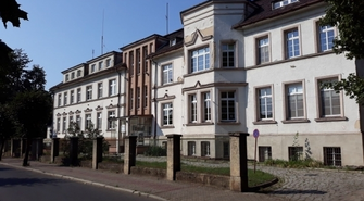 Starosta odpowiada na zarzuty w sprawie szpitala