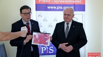 Wojewoda Dajczak i poseł Ast o propozycjach programowych PiS. Lubuskie z dużymi środkami na drogi gminne i powiatowe