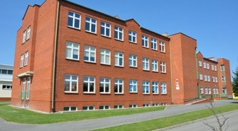 Egzamin gimnazjalny nie jest zagrożony. W komisjach nauczyciele i osoby z przygotowaniem pedagogicznym