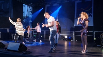 Ze "Smoka" na leszczyński Rynek (foto i video)