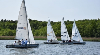 Regaty na sławskim jeziorze