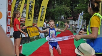 Najmłodsi próbowali sił w sławskim triathlonie