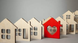 Projekt małego domu – parterowy czy z poddaszem użytkowym?