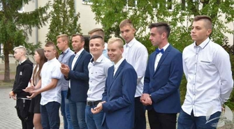 Rozpoczęcie nowego roku szkolnego w Zespole Szkół Ponadpodstawowych