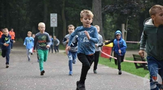 Pobiegli uczcić pamięć Orląt Lwowskich