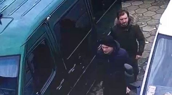 - ukradli pieniądze z auta