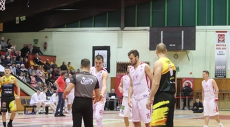 Timeout Polonia 1912 Leszno 72:89 GKS Tychy 