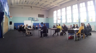 - dyskusja na sesji Rady Miejskiej we Wschowie