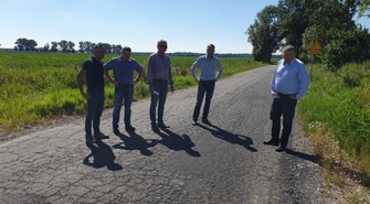 Rządowe wsparcie dla inwestycji drogowych w powiecie 