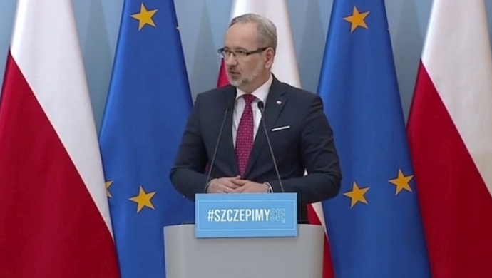 - obostrzenia na wakacje