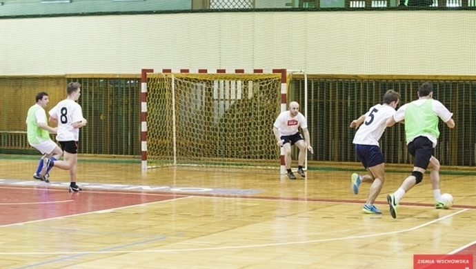 Startują zapisy do Amatorskiej Ligi Halówki 21/22