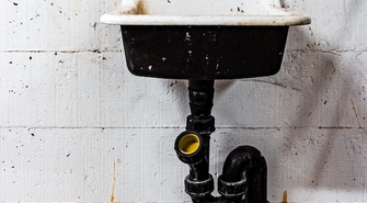 Dlaczego warto postawić na profesjonalne udrażnianie rur?