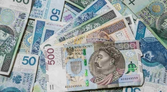 Minister mówi o 700+