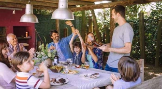 Zdrowe i szybkie przepisy na majówkowego grilla