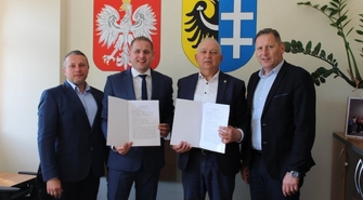 Umowa na dofinansowanie przebudowy dachu sali gimnastycznej w I Zespole Szkół podpisana!