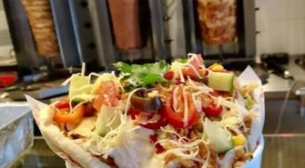 - rożno do kurczaka, frytownica i grill do kebaba