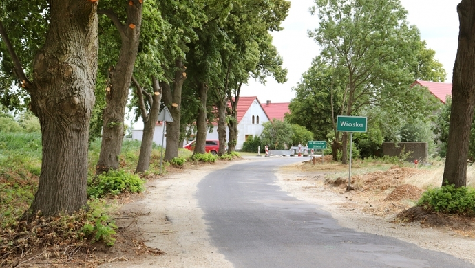 Przejazd przez Wioskę niemożliwy