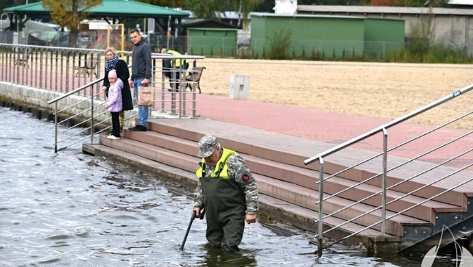 Na lądzie i pod wodą. Akcja sprzątania terenu SCKiW (ZDJĘCIA)