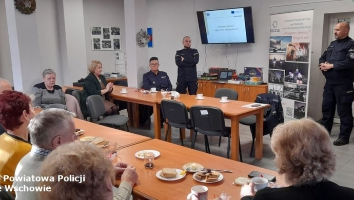 Debata społeczna z seniorami