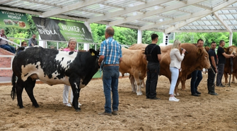 Aplikacja eDWIN, setki zwierząt, roślin uprawnych i sprzęt rolniczy na targach w Sielinku