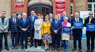 Dodatkowe pieniądze dla samorządów. Konferencja prasowa polityków PiS we Wschowie (VIDEO)