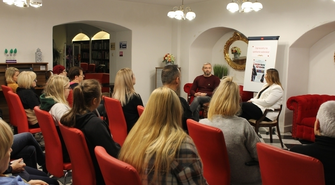 Spotkanie autorskie w Bibliotece Publicznej Miasta i Gminy