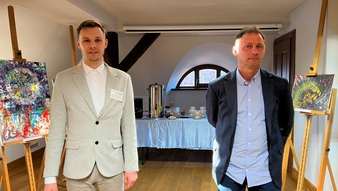 Wystawa „Cykliczność” Eweliny Joanny Kuźnickiej otwarta! (VIDEO)