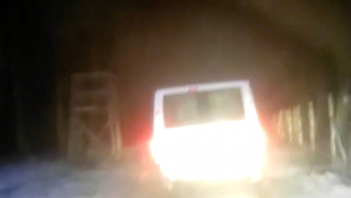 kierowca bez uprawnień i z narkotykami, pasażer poszukiwany (VIDEO)