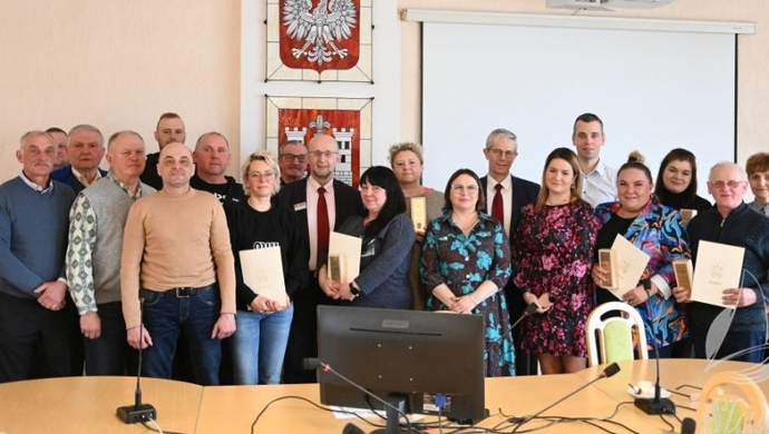 Burmistrz Sławy wyróżnił Sołtysów (FOTO)