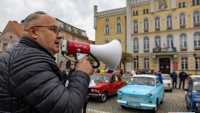 I Lubusko-Wielkopolski Rajd Historyczny – klasyczne pojazdy na trasie