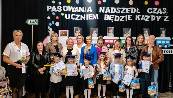 Akademia w Jędrzychowicach z okazji Dnia Edukacji Narodowej