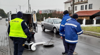 związane z odprowadzaniem deszczówki i ścieków