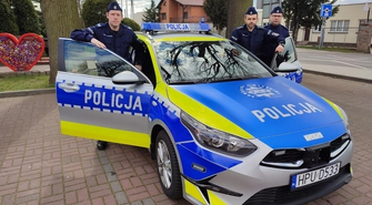 Zakup nowego radiowozu przez Komendę Miejską Policji w Lesznie