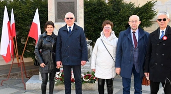 Sława: Uczcili 232. rocznicę uchwalenia Konstytucji 3 Maja