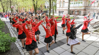 Wschowskie mażoretki na uroczystościach w Zielonej Górze (FOTO)