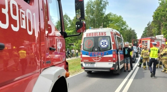 Zderzenie pojazdów w Sławie. Strażacy apelują o zachowanie ostrożności